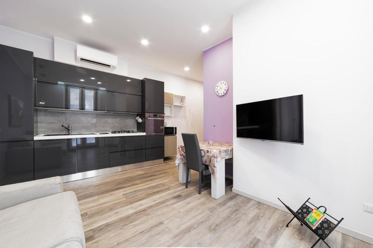 A Due Passi Da Piazza Firenze Apartment Milan Luaran gambar